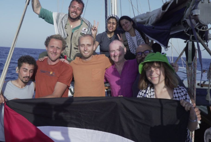 Uppdatering från Adalah angående förhöret av Madleen, Freedom flotillas volotnärer inför en Israelisk domstol